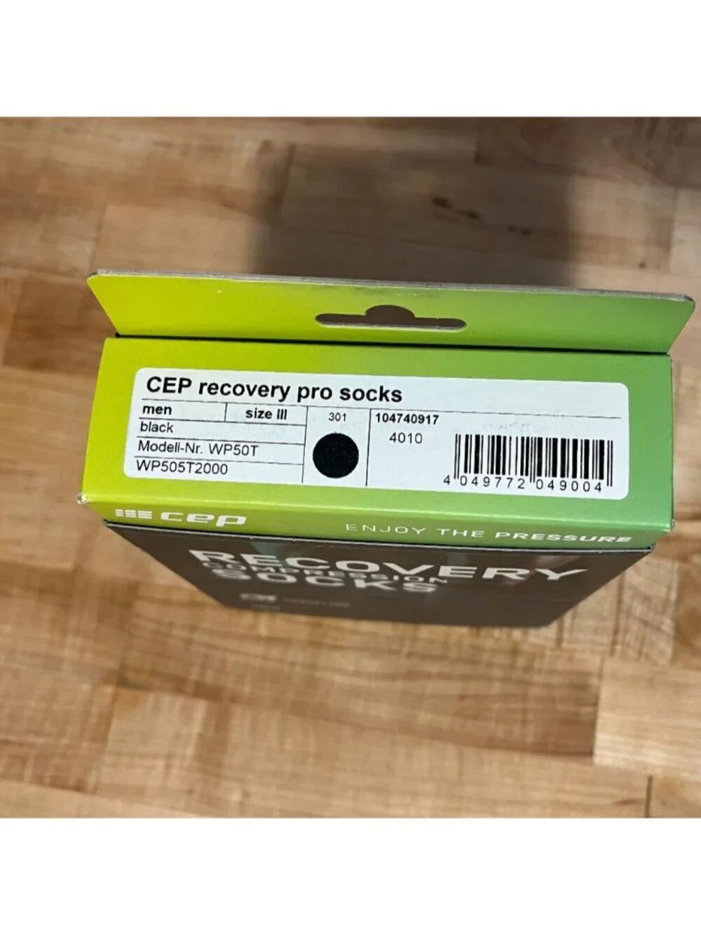 New Men's III Medium 7-9 CEP Recovery Pro Compression Socks Black